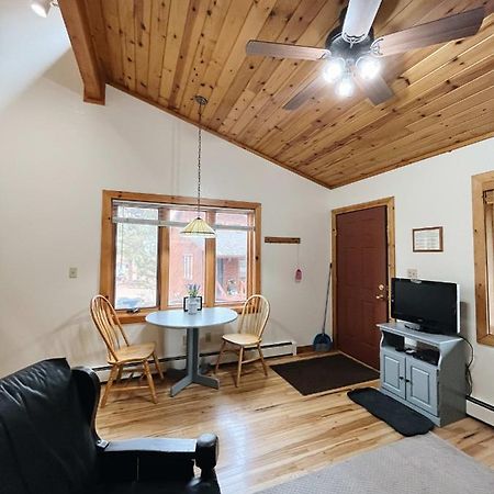 Cozy Cabin Suite Bed And Breakfast Woodland Park Exteriér fotografie