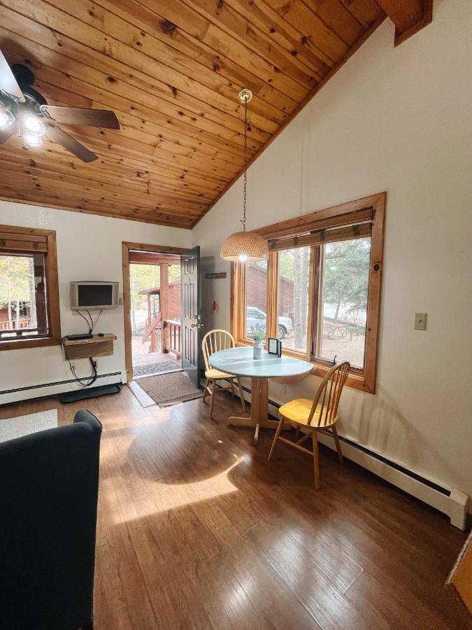 Cozy Cabin Suite Bed And Breakfast Woodland Park Exteriér fotografie