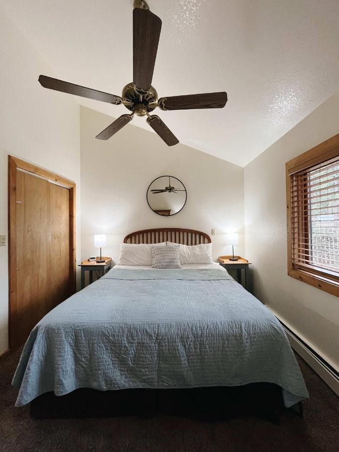 Cozy Cabin Suite Bed And Breakfast Woodland Park Exteriér fotografie